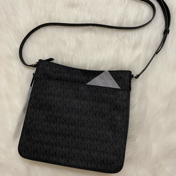 Bag - Picture 2 of 11